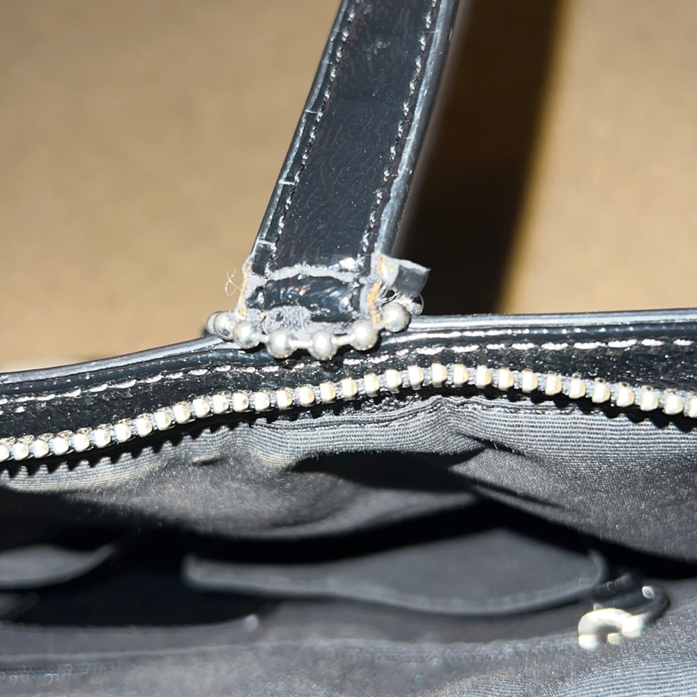 - Coach purse - Picture 7 of 10